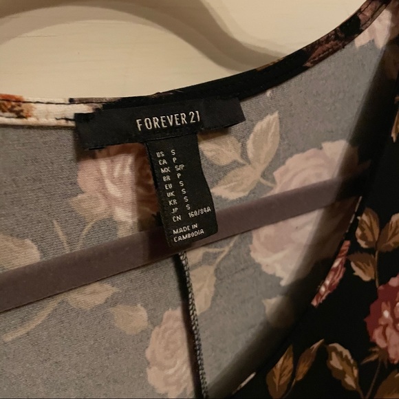 Forever 21 - Floral Dress - Picture 3 of 3